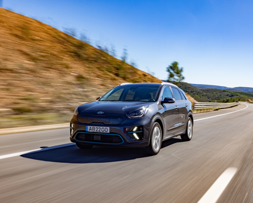 Conquistámos o Algarve ao volante do Kia e-Niro. Pagámos 25 euros de eletricidade e 8 euros de custos com o carregamento.